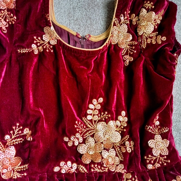 Dress velvet - Picture 1 of 5